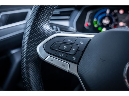 Volkswagen Passat Variant 1.4 TSI PHEV GTE Business | Achteruitrijcamera | Comfortstoel(en) | Matrix LED koplampen ActivLease financial lease