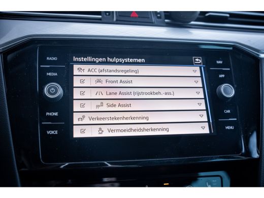 Volkswagen Passat Variant 1.4 TSI PHEV GTE Business | Achteruitrijcamera | Comfortstoel(en) | Matrix LED koplampen ActivLease financial lease