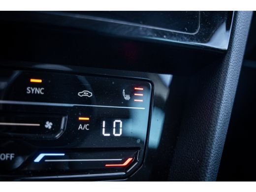 Volkswagen Passat Variant 1.4 TSI PHEV GTE Business | Achteruitrijcamera | Comfortstoel(en) | Matrix LED koplampen ActivLease financial lease