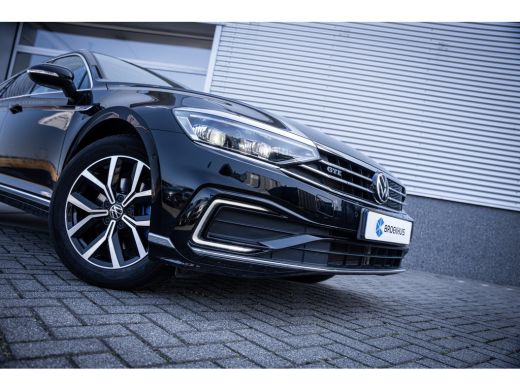 Volkswagen Passat Variant 1.4 TSI PHEV GTE Business | Achteruitrijcamera | Comfortstoel(en) | Matrix LED koplampen ActivLease financial lease