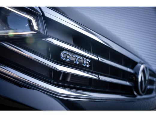 Volkswagen Passat Variant 1.4 TSI PHEV GTE Business | Achteruitrijcamera | Comfortstoel(en) | Matrix LED koplampen ActivLease financial lease