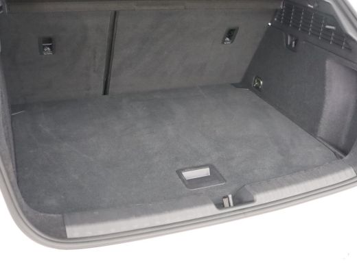 Audi A3 35 TFSI Advanced edition | Sportstoelen | Virtual Cockpit | Carplay | Navigatie | Full LED | Park... ActivLease financial lease