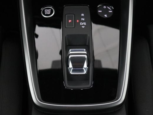 Audi A3 35 TFSI Advanced edition | Sportstoelen | Virtual Cockpit | Carplay | Navigatie | Full LED | Park... ActivLease financial lease