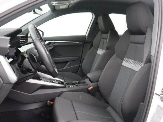 Audi A3 35 TFSI Advanced edition | Sportstoelen | Virtual Cockpit | Carplay | Navigatie | Full LED | Park... ActivLease financial lease