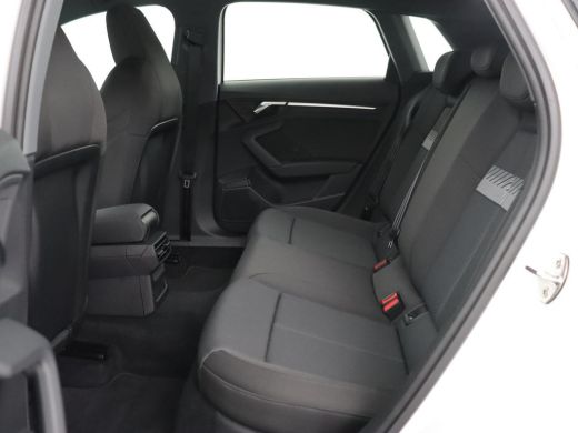 Audi A3 35 TFSI Advanced edition | Sportstoelen | Virtual Cockpit | Carplay | Navigatie | Full LED | Park... ActivLease financial lease