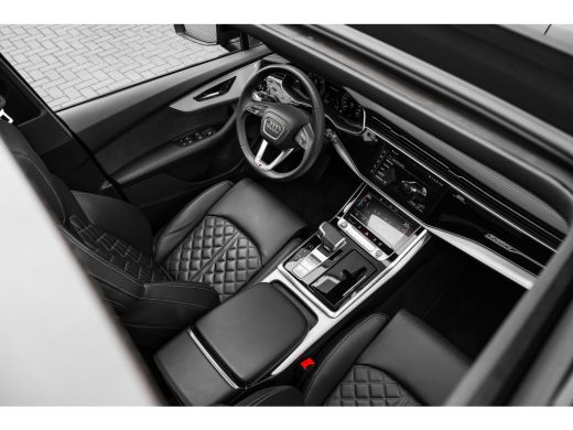 Audi Q7 60 TFSI e quattro Pro Line S Competition 490PK | Trekhaak | Panorama Dak | Elek. Stoelen | Stoel+... ActivLease financial lease