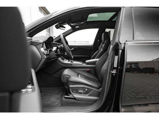Audi Q8 60 TFSI e quattro Pro Line S Competition 462 PK | Trekhaak | Panoramadak | Carbon Afwerking Inter... ActivLease financial lease