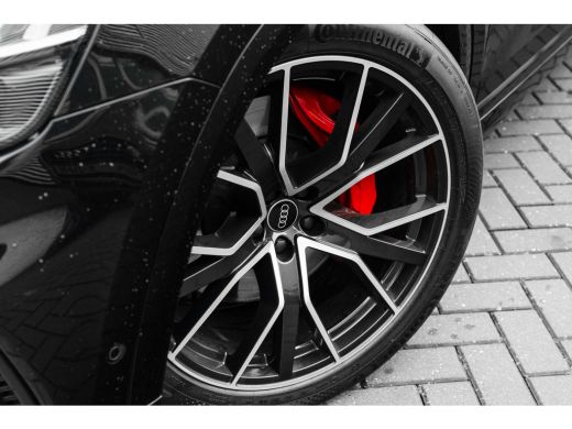 Audi Q8 60 TFSI e quattro Pro Line S Competition 462 PK | Trekhaak | Panoramadak | Carbon Afwerking Inter... ActivLease financial lease