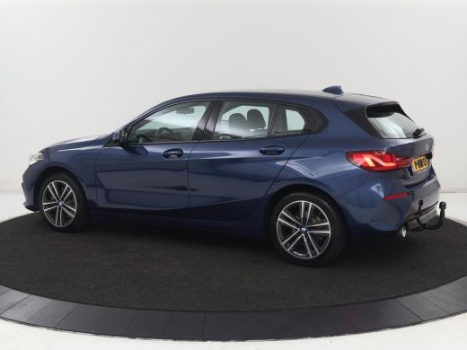 BMW 1 Serie 118i Sport Line | Sportstoelen | Carplay | Half leder | Live Cockpit | Full LED | Navigatie | Sfe... ActivLease financial lease