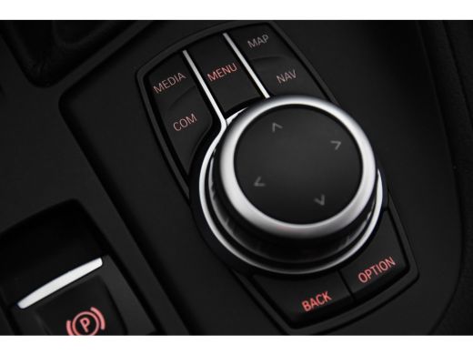 BMW X1 xDrive25e *1ste eigenaar*Navigatie*PDC*Standkachel* ActivLease financial lease