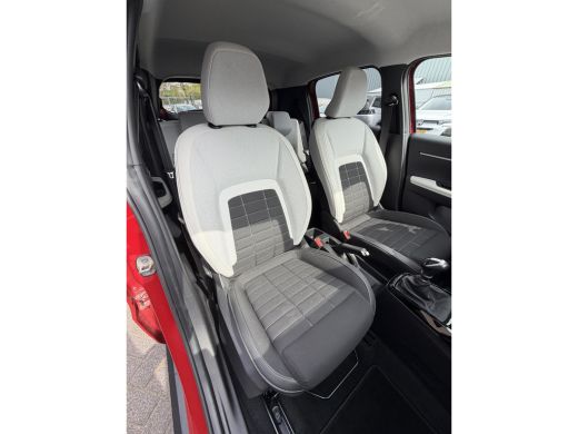 Citroën C3 100pk Max (Camera - LED - Automatische Airco - Navigatie - Parkeersensoren - Draadloos laden - Ap... ActivLease financial lease