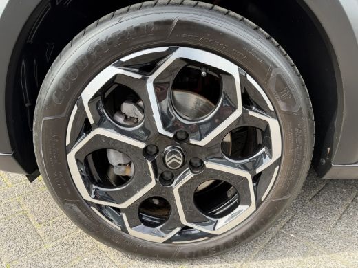 Citroën C3 100pk Max (Camera - LED - Automatische Airco - Navigatie - Parkeersensoren - Draadloos laden - Ap... ActivLease financial lease