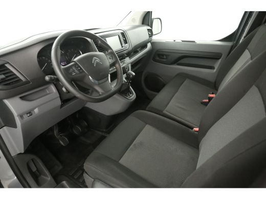 Citroën Jumpy 1.5 BlueHDI L2H1 | Airco | Cruise | 3 Zits | Carplay | Navi | Parkeersens. ActivLease financial lease