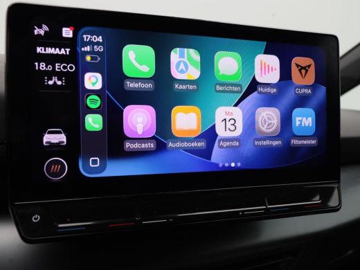 CUPRA Born Performance One 62 kWh 204 Pk | Camera | Stoelverwarming | Adaptive Cruise | CarPlay | Climatroni... ActivLease financial lease