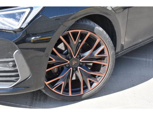 CUPRA Leon Sportstourer 1.4 e-Hybrid VZ Business | Safe & Driving Pack XL | Visoon Plus Package | Trekhaak wegklapbaar | ... ActivLease financial lease