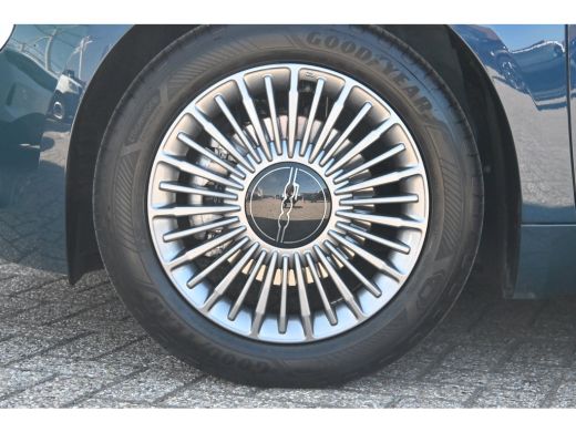 Fiat 500 1.0 Hybrid Torino Launch Edition 8 Jaar Garantie! | Navigatie | Dodehoek-Detectie | Climate Contr... ActivLease financial lease