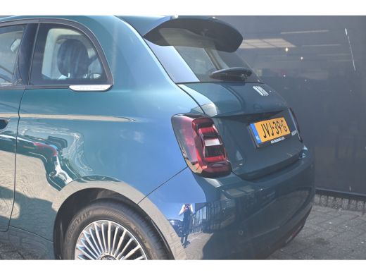 Fiat 500 1.0 Hybrid Torino Launch Edition 8 Jaar Garantie! | Navigatie | Dodehoek-Detectie | Climate Contr... ActivLease financial lease