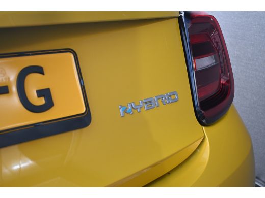 Fiat 500 1.0 Hybrid Torino Launch Edition 8 Jaar Garantie! | Navigatie | Dodehoek-Detectie | Full-LED | Pa... ActivLease financial lease
