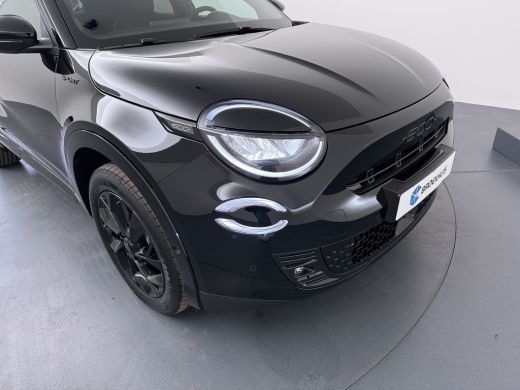 Fiat 600 Sport | Demo deal | 10,25" touchscreen radio met Bluetooth, DAB & USB | Apple Carplay&reg; / Android ... ActivLease financial lease