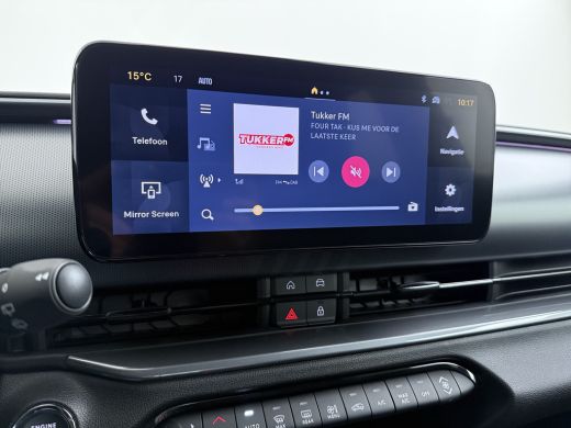 Fiat 600 Sport | Demo deal | 10,25" touchscreen radio met Bluetooth, DAB & USB | Apple Carplay&reg; / Android ... ActivLease financial lease