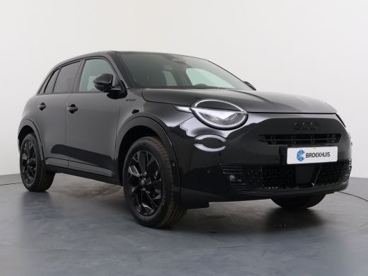 Fiat 600 Sport | Demo deal | 10,25" touchscreen radio met Bluetooth, DAB & USB | Apple Carplay&reg; / Android ... ActivLease financial lease