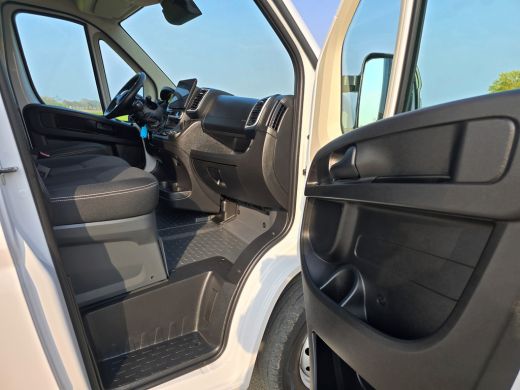 Fiat Ducato 35 2.2 MultiJet L2H2 - 140 Pk - Euro 6 - Navi - ParkeerCamera - Airco - Cruise Control ActivLease financial lease