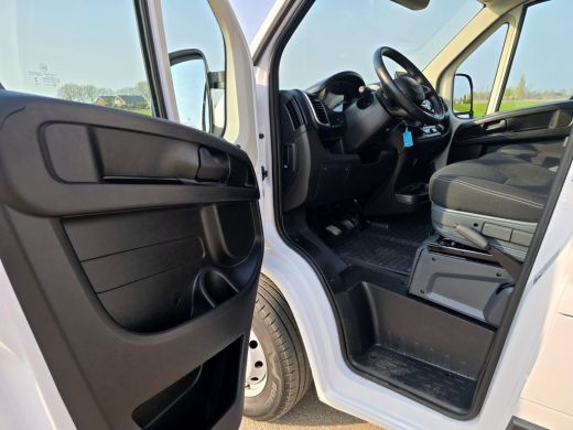 Fiat Ducato 35 2.2 MultiJet L2H2 - 140 Pk - Euro 6 - Navi - ParkeerCamera - Airco - Cruise Control ActivLease financial lease