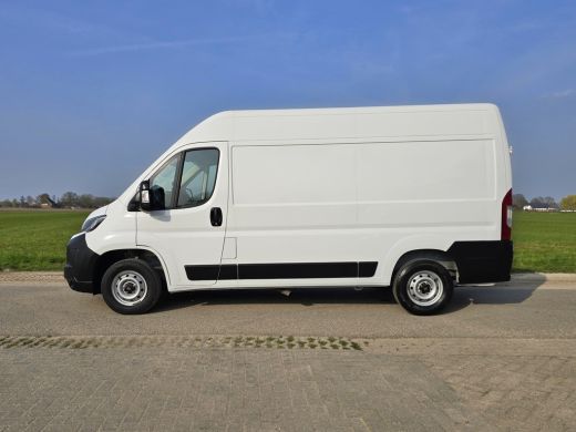 Fiat Ducato 35 2.2 MultiJet L2H2 - 140 Pk - Euro 6 - Navi - ParkeerCamera - Airco - Cruise Control ActivLease financial lease