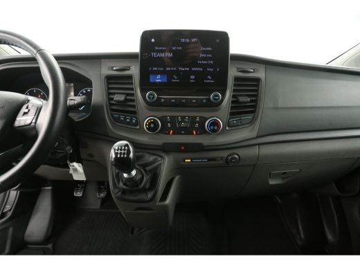 Ford Transit Custom 2.0 TDCI L1H1 | Airco | Camera | Cruise | Trekhaak | 3 Zits | Carplay | Stoelverw. ActivLease financial lease