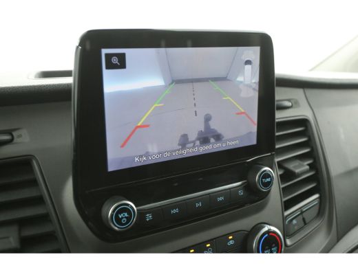 Ford Transit Custom 2.0 TDCI L1H1 | Airco | Camera | Cruise | Trekhaak | 3 Zits | Carplay | Stoelverw. ActivLease financial lease