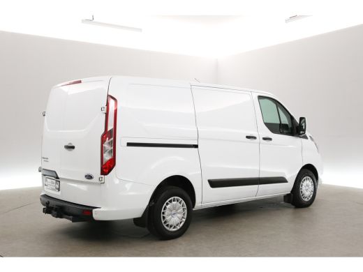 Ford Transit Custom 2.0 TDCI L1H1 | Airco | Camera | Cruise | Trekhaak | 3 Zits | Carplay | Stoelverw. ActivLease financial lease