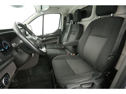 Ford Transit Custom 2.0 TDCI L1H1 | Airco | Camera | Cruise | Trekhaak | 3 Zits | Carplay | Stoelverw. ActivLease financial lease