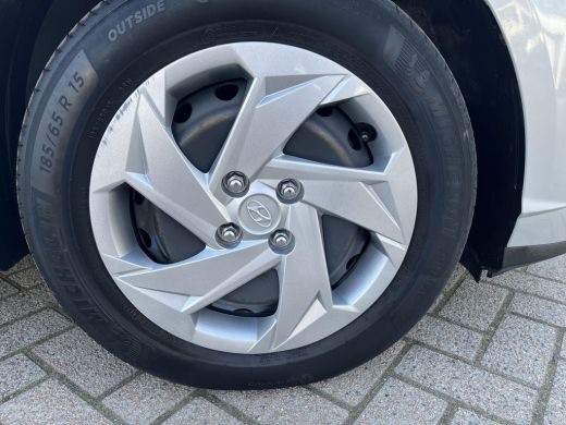 Hyundai i20 1.0 T-GDI Comfort Smart | 3 jaar garantie | Rijklaarprijs! GEEN afleverkosten | Automaat | Naviga... ActivLease financial lease