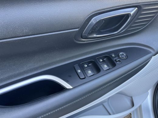 Hyundai i20 1.0 T-GDI Comfort Smart | 3 jaar garantie | Rijklaarprijs! GEEN afleverkosten | Automaat | Naviga... ActivLease financial lease