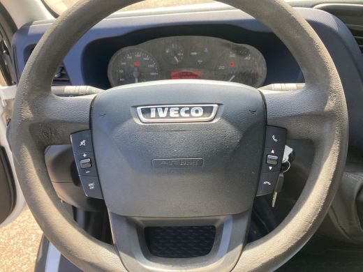 Iveco Daily 35-140 Automaat | 2017 | Euro 6 | Trekhaak | Airco ActivLease financial lease