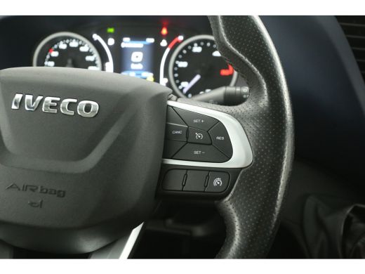 Iveco Daily 35S16V 2.3 352 L2H1 | 3500kg Trekgew. | Airco | Cruise | Carplay | 3 Zits | Trekhaak | Imperiaal ActivLease financial lease