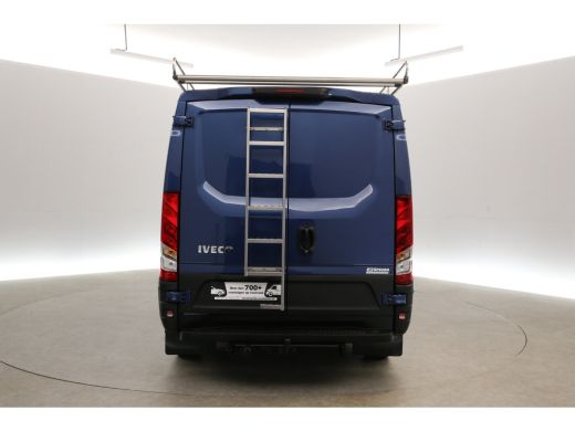 Iveco Daily 35S16V 2.3 352 L2H1 | 3500kg Trekgew. | Airco | Cruise | Carplay | 3 Zits | Trekhaak | Imperiaal ActivLease financial lease