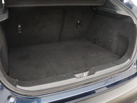 Mazda CX-30 2.0 e-SkyActiv-X M Hybrid Comfort | Stoel & stuurverwarming | Head-Up | Adaptive cruise | Carplay... ActivLease financial lease