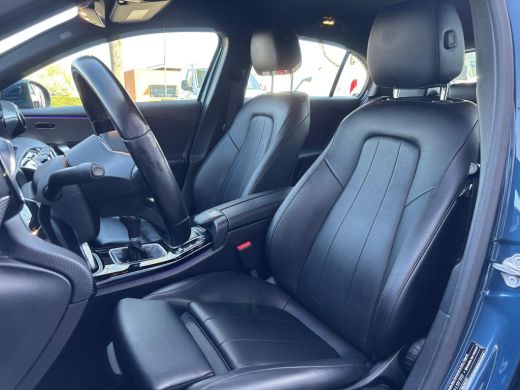 Mercedes-Benz A-Klasse 160 Business Solution Luxury | Sfeerverlichting | Mbux | Leer | Stoelverwarming ActivLease financial lease