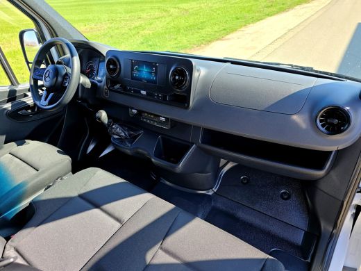 Mercedes-Benz Sprinter 315 1.9 CDI L2 H2 RWD 150 Pk - Euro 6 - Airco - Cruise Control - ParkeerCamera ActivLease financial lease
