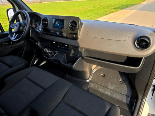 Mercedes-Benz Sprinter 315 1.9 CDI L2 H2 RWD - 150 Pk - Euro 6 - MBUX - ParkeerCamera - Airco - Cruise Control ActivLease financial lease