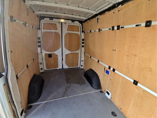 Mercedes-Benz Sprinter 315 1.9 CDI L2 H2 RWD - 150 Pk - Euro 6 - MBUX - ParkeerCamera - Airco - Cruise Control ActivLease financial lease
