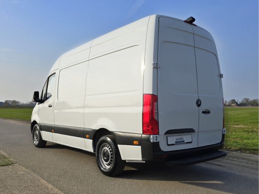 Mercedes-Benz Sprinter 315 1.9 CDI L2 H2 RWD - 150 Pk - Euro 6 - MBUX - ParkeerCamera - Airco - Cruise Control ActivLease financial lease