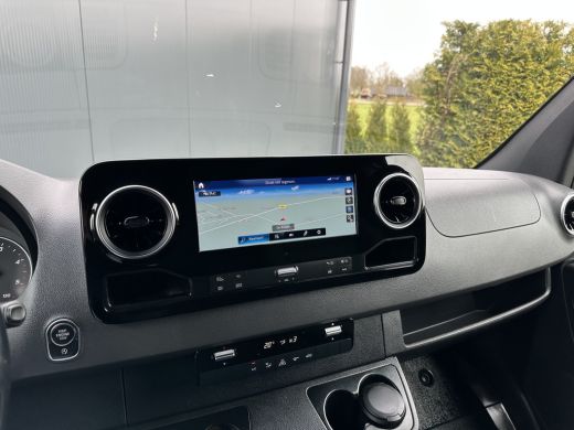 Mercedes-Benz Sprinter 315 CDI / 9G-TRONIC / L2H2 / 2x SCHUIFDEUR / 3.5 TONS TREKHAAK / LED / MBUX / CAMERA / CRUISE / A... ActivLease financial lease