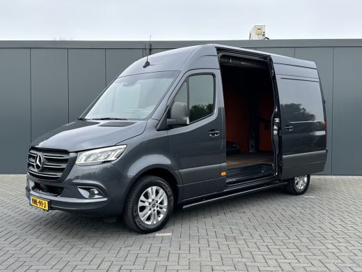 Mercedes-Benz Sprinter 315 CDI / 9G-TRONIC / L2H2 / 2x SCHUIFDEUR / 3.5 TONS TREKHAAK / LED / MBUX / CAMERA / CRUISE / A... ActivLease financial lease