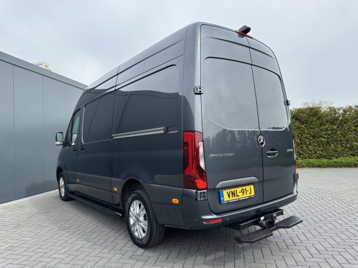Mercedes-Benz Sprinter 315 CDI / 9G-TRONIC / L2H2 / 2x SCHUIFDEUR / 3.5 TONS TREKHAAK / LED / MBUX / CAMERA / CRUISE / A... ActivLease financial lease
