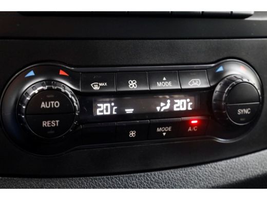 Mercedes-Benz Vito 119 CDI 190pk RWD 9G Automaat Compact LED/Airco/Achterklep 12-2021 ActivLease financial lease