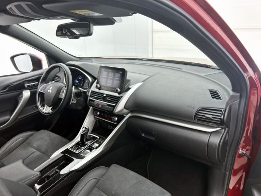 Mitsubishi Eclipse Cross 2.4 PHEV Intense+ Hybride / Navigatie / 1/2 Leder / Pdc. / Airco-ecc./ Radio multimedia / Apk 07-... ActivLease financial lease