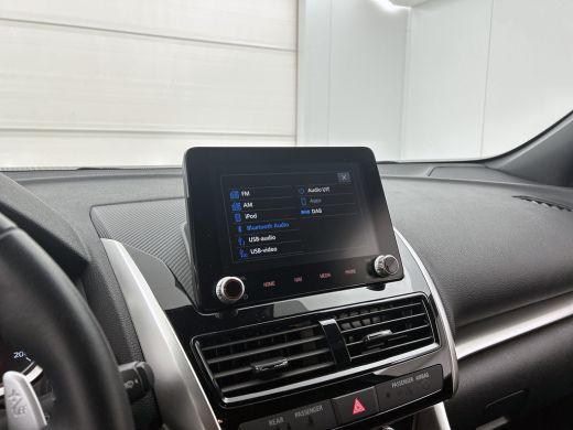 Mitsubishi Eclipse Cross 2.4 PHEV Intense+ Hybride / Navigatie / 1/2 Leder / Pdc. / Airco-ecc./ Radio multimedia / Apk 07-... ActivLease financial lease