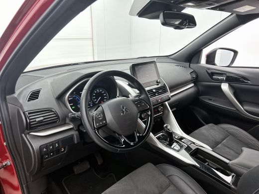 Mitsubishi Eclipse Cross 2.4 PHEV Intense+ Hybride / Navigatie / 1/2 Leder / Pdc. / Airco-ecc./ Radio multimedia / Apk 07-... ActivLease financial lease